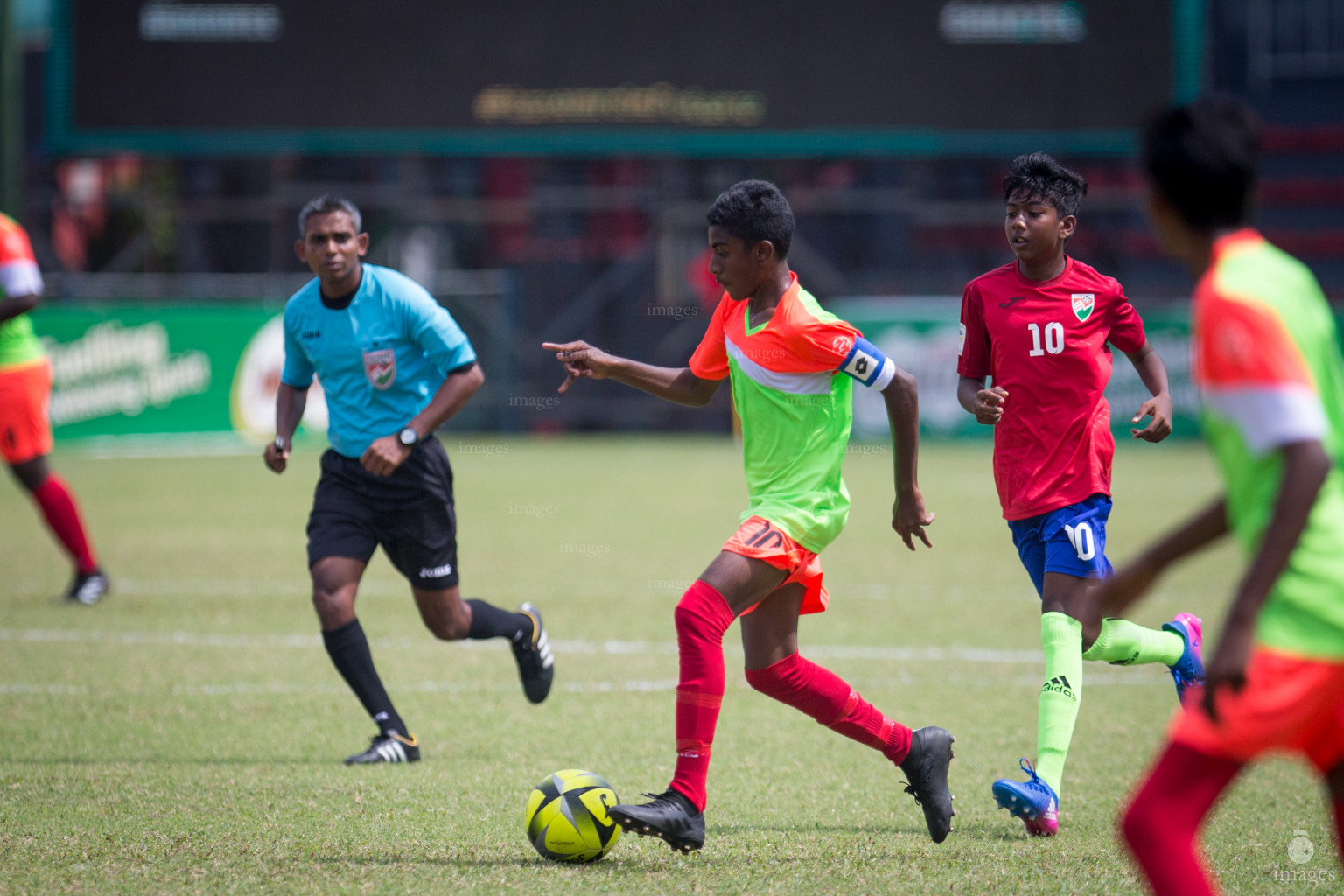 Huravee School vs Ghaazee School in Mamen Inter-School Football Tournament 2019 (U15) on 2nd March 2019, Saturday in Male' Maldives (Images.mv Photo: Suadh Abdul Sattar)