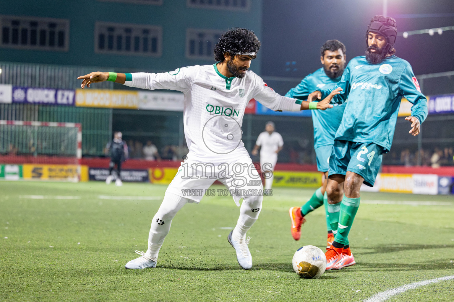 GA. Villingili VS Dhadimagu in zone round on Day 32 of Golden Futsal Challenge 2025 was held on Wednesday , 5th February 2025, in Hulhumale', Maldives. 
Photos: Hassan Simah / images.mv