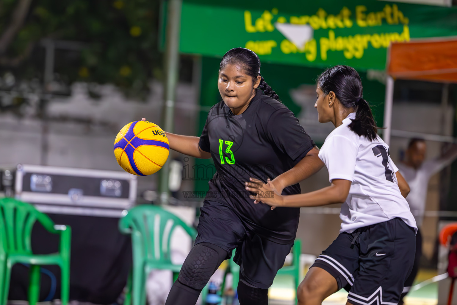 Day 1 of MILO Ramadan 3x3 Challenge 2024 was held in Ekuveni Outdoor Basketball Court at Male', Maldives on Tuesday, 12th March 2024. 
Photos: Ismail Thoriq / images.mv