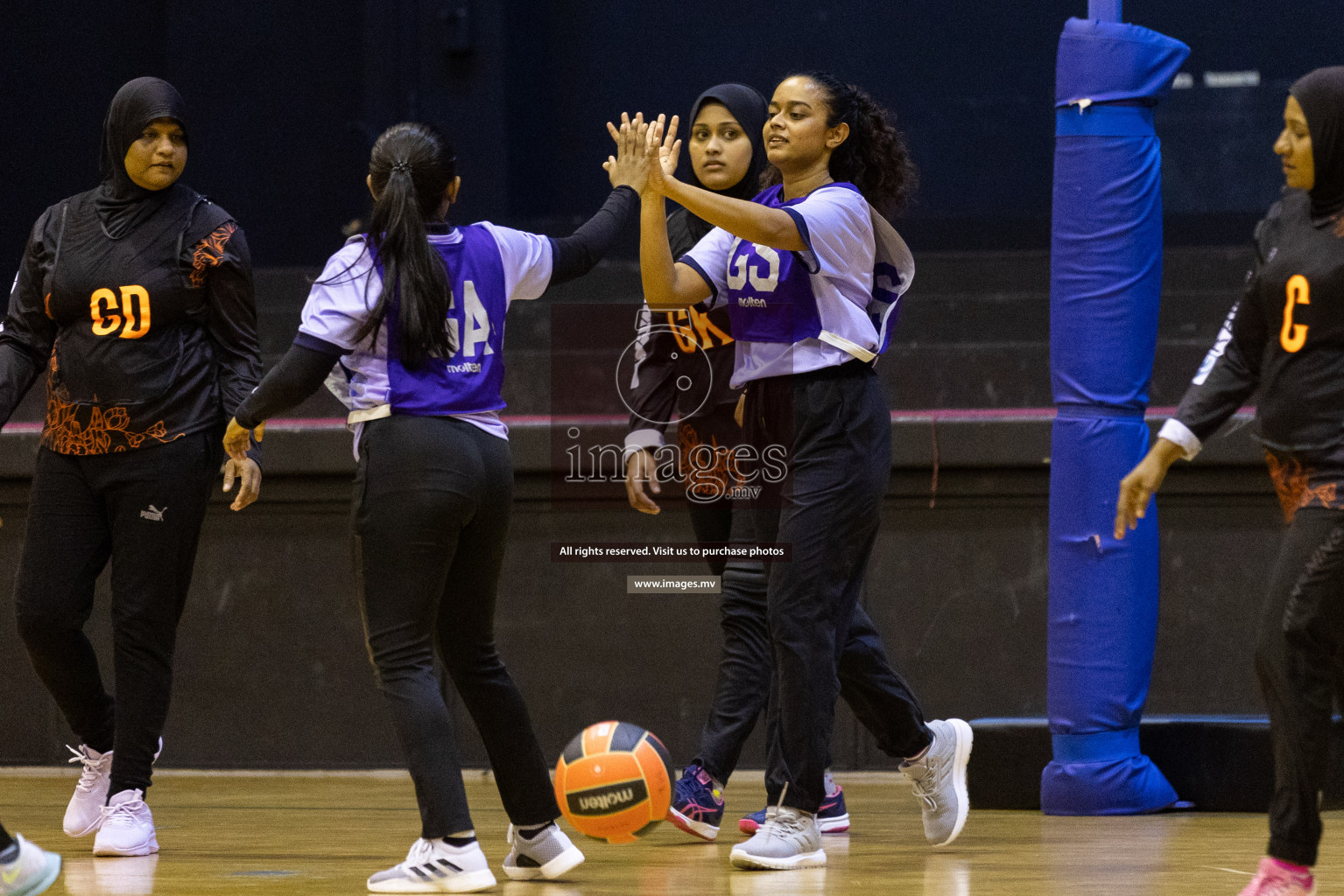 Club Matrix vs VYANSA in the Milo National Netball Tournament 2022 on 20 July 2022, held in Social Center, Male', Maldives. Photographer: Shuu / Images.mv