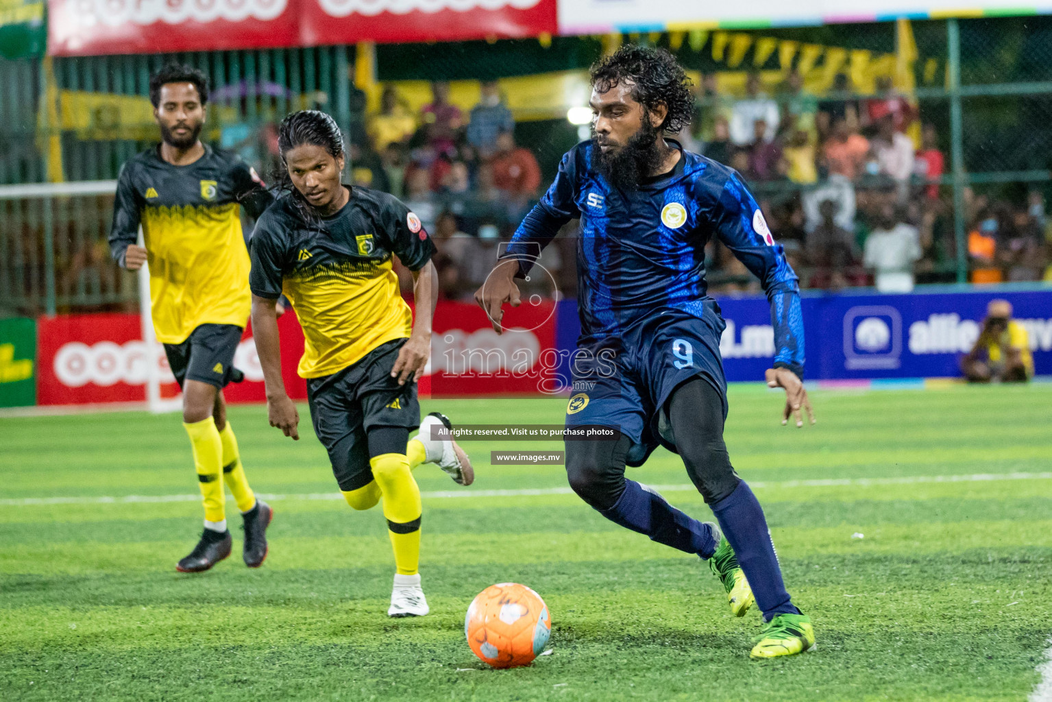 Team MPL vs Team RRC in the Quarter Finals of Club Maldives 2021 held at Hulhumale'; on 13th December 2021 Photos:Shu Abdul Sattar / images/mv