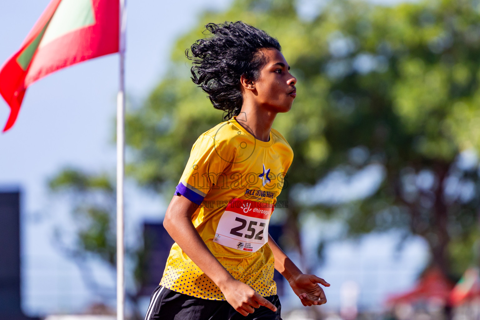Day 3 of Inter-school Athletics Championship 2025 held in Ekuveni Synthetic Track, Male', Maldives on Wednesday, 08th October 2025. Photos by: Nausham Waheed / Images.mv
