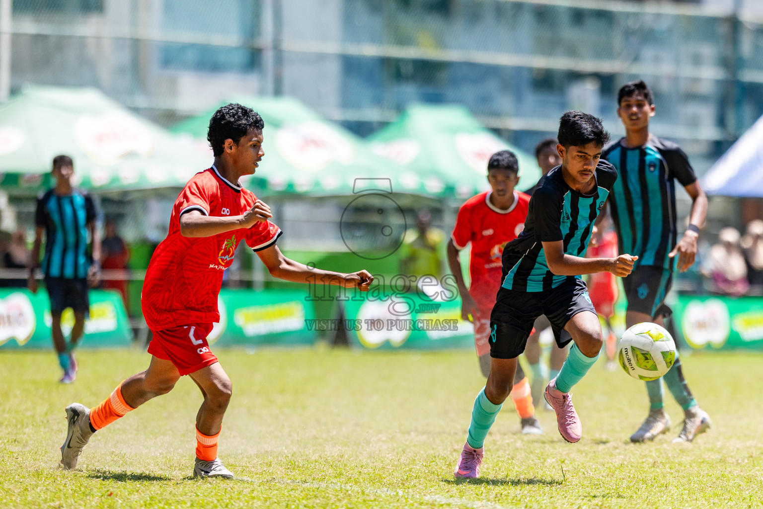 Day 5 of MILO Academy Championship 2025 (U14) was held on Monday, 3rd November 2025 at Henveiru Football Grounds, Male', Maldives . 

Photos: Mohamed Mahfooz Moosa / images.mv