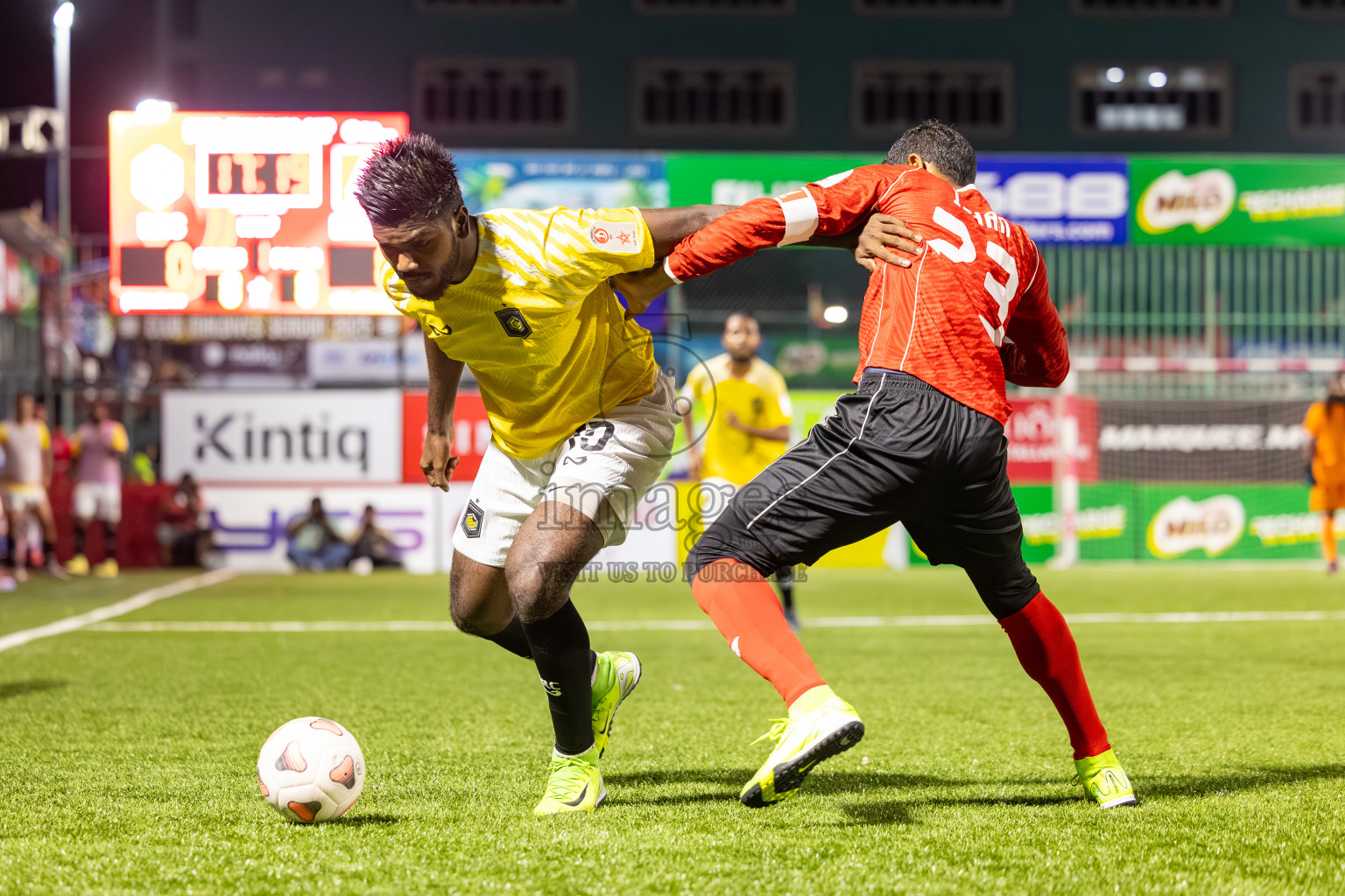 RRC vs United BML in Day 13 of Club Maldives Cup 2025 was held in Rehendhi Futsal Ground, Hulhumale', Maldives on Monday, 13th October 2025. 
Photos: Mohamed Mahfooz Moosa / images.mv