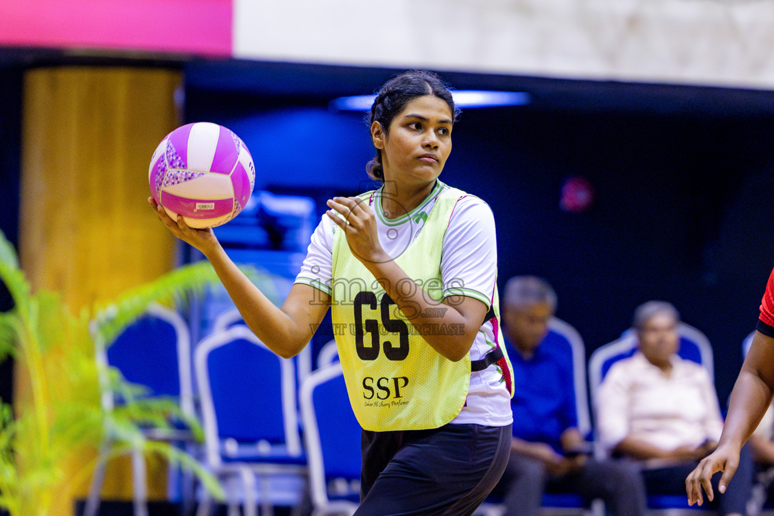 Matrix vs Club green streets in 1st division Final of National Netball Tournament 2025 held in Social Center at Male', Maldives on Thursday, 29th May 2025. Photos: Nausham Waheed / images.mv