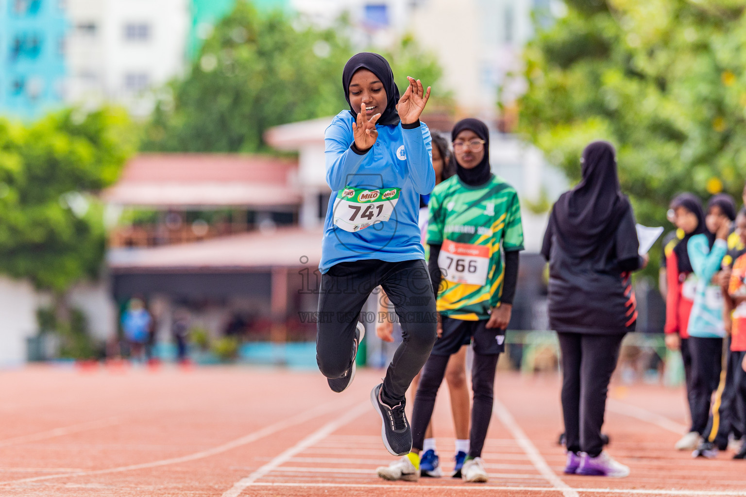 Day 4 of Inter-school Athletics Championship 2025 held in Ekuveni Synthetic Track, Male', Maldives on Thursday, 09th October 2025. Photos by: Areef Adam / Images.mv