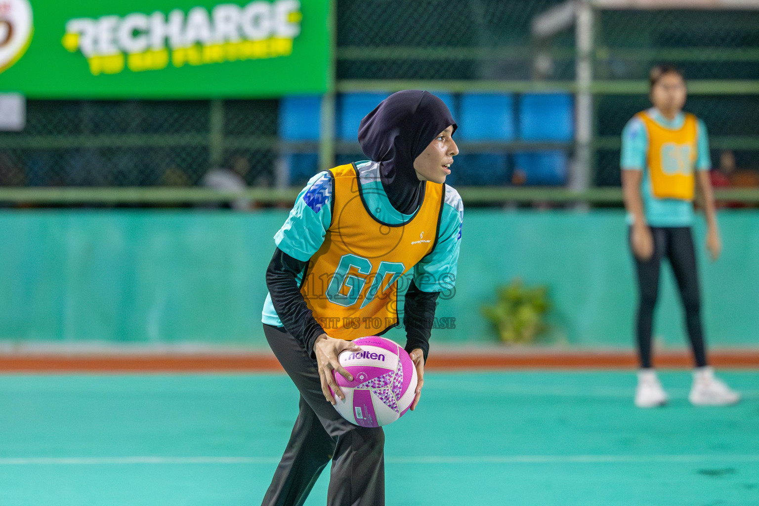 MV Netters vs United Unity Sports Club in Division 2 of of National Netball Tournament 2025 held in Ekuveni Netball Court at Male', Maldives on Thursday, 22nd May 2025. Photos: Mohamed Mahfooz Moosa / images.mv