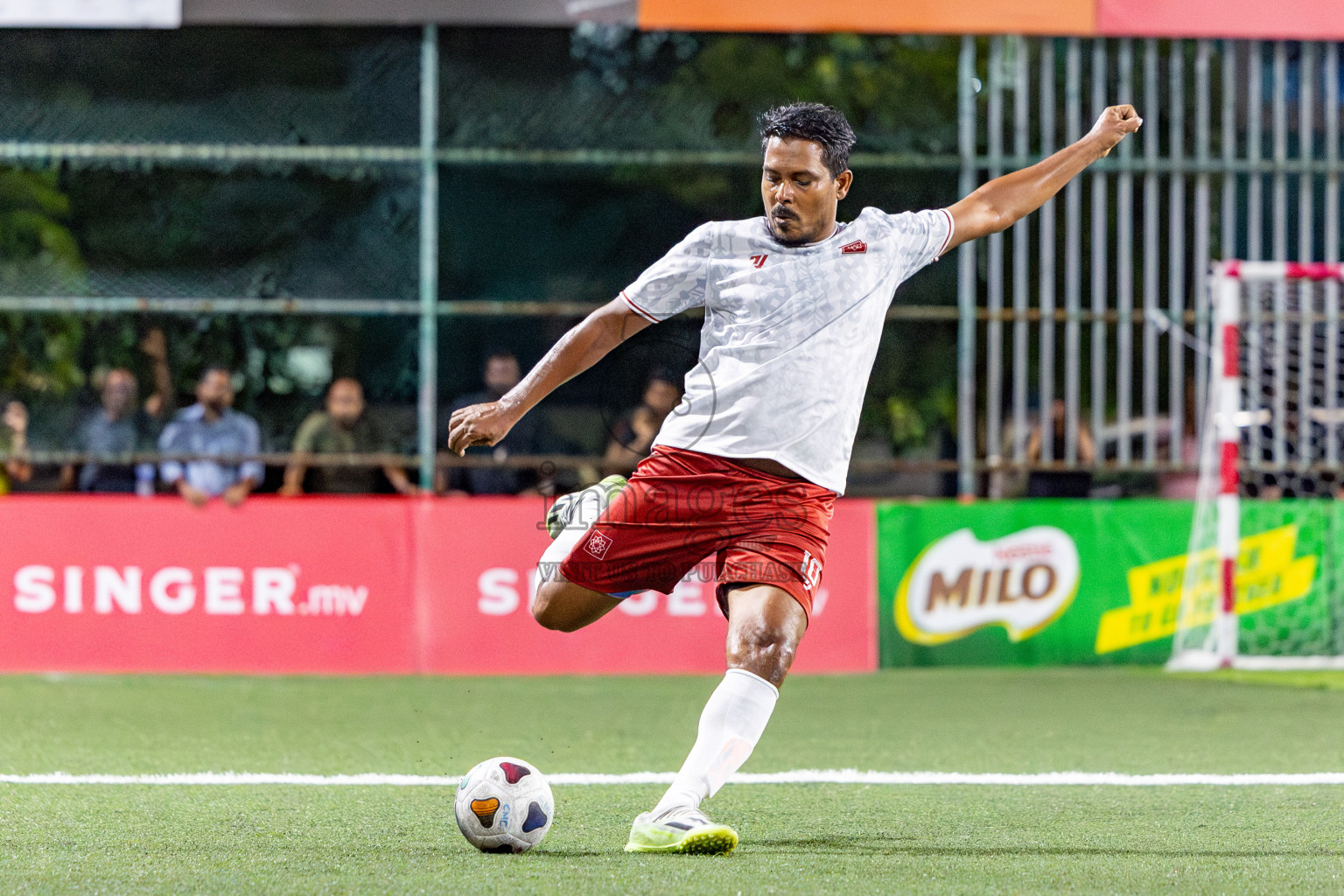 PEMA VS THAULEEMEE GULHUN in Club Maldives Classic 2024 held in Rehendi Futsal Ground, Hulhumale', Maldives on Monday, 9th September 2024. 
Photos: Nausham Waheed / images.mv