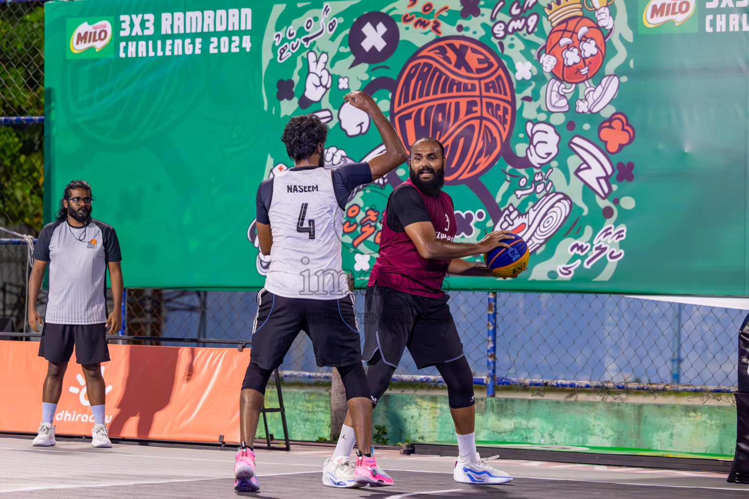 Day 6 of MILO Ramadan 3x3 Challenge 2024 was held in Ekuveni Outdoor Basketball Court at Male', Maldives on Sunday, 18th March 2024.
Photos: Ismail Thoriq / images.mv