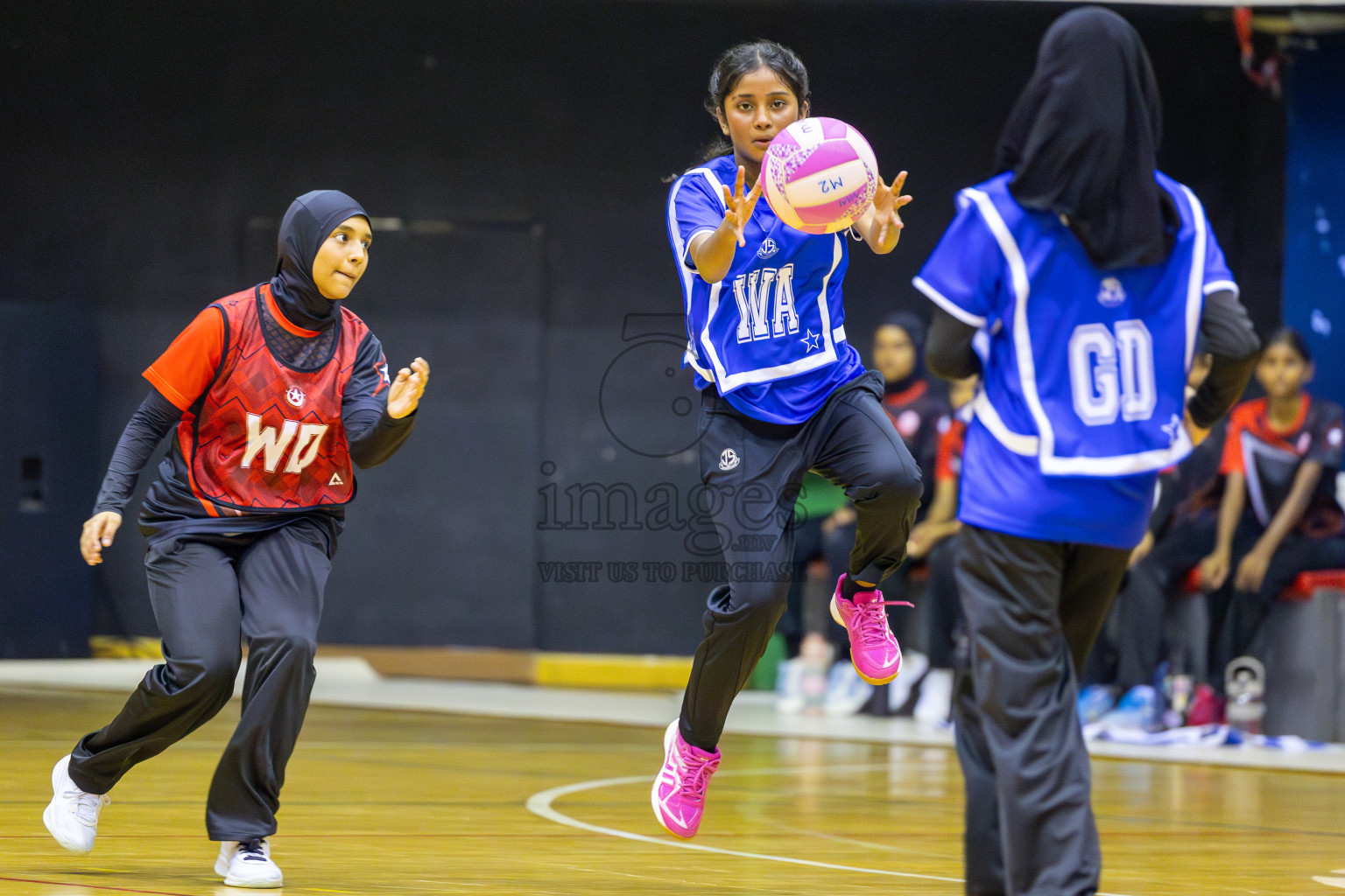 Day 5 of 26th Inter-School Netball Tournament 2025 was held in Social Center Indoor Hall on Wednesday, 22nd October 2025. Photos: Ismail Thoriq / images.mv