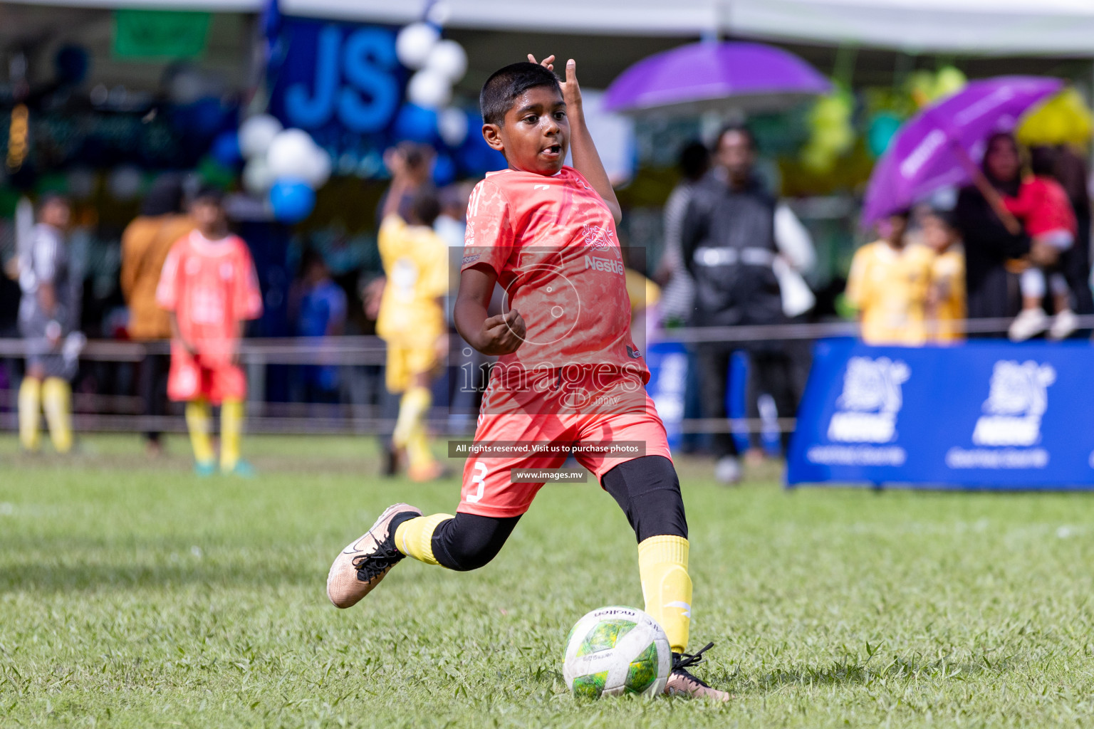 Day 2 of Nestle kids football fiesta, held in Henveyru Football Stadium, Male', Maldives on Thursday, 12th October 2023 Photos: Nausham Waheed/ Shuu Abdul Sattar Images.mv