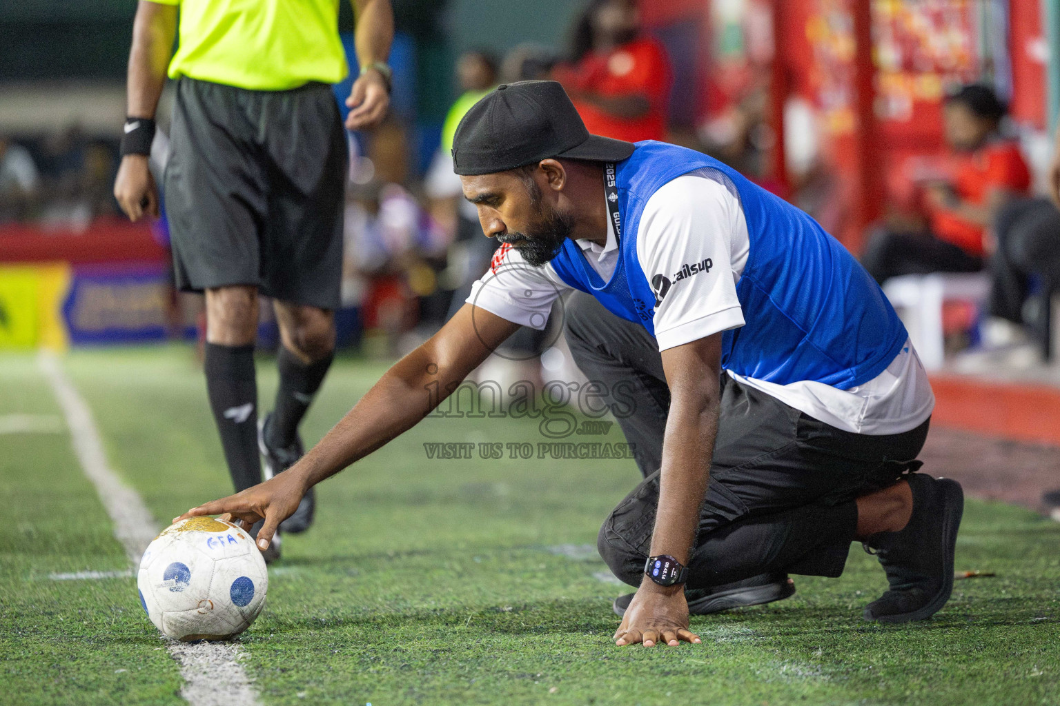 Kuda Huvadhoo vs Mulak in zone round on Day 29 of Golden Futsal Challenge 2025 was held on Sunday , 2nd February 2025, in Hulhumale', Maldives. Photos: Shuu Abdul Sattar / images.mv