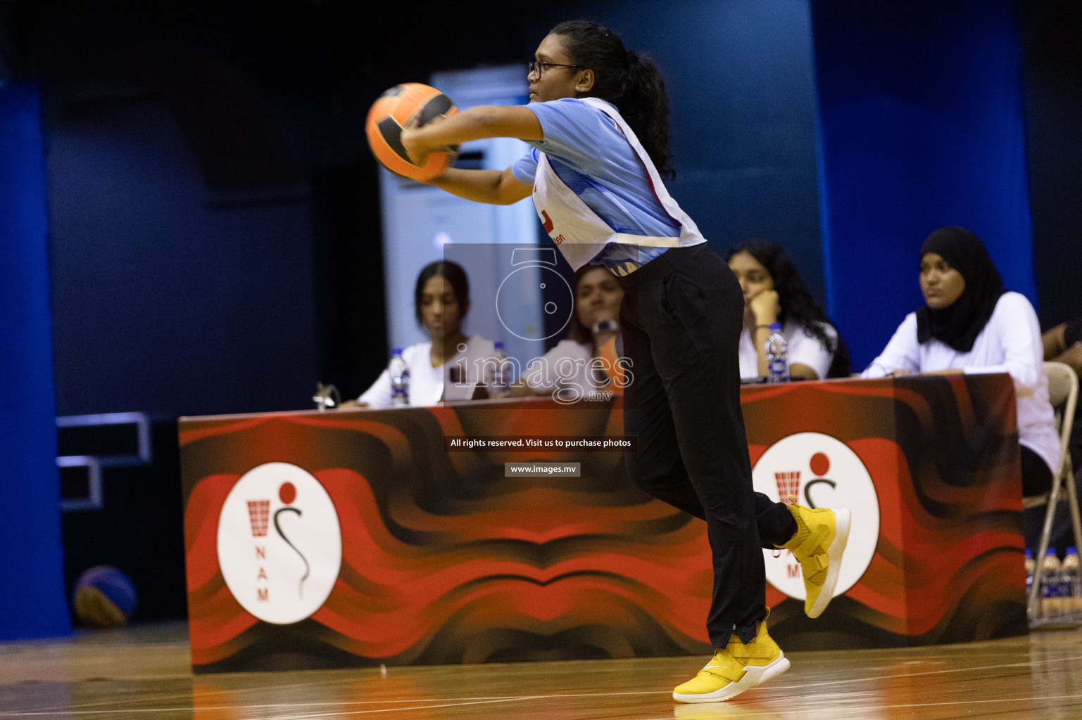 Club Green Streets vs Mahibadhoo in the Milo National Netball Tournament 2022 on 20 July 2022, held in Social Center, Male', Maldives. Photographer: Shuu / Images.mv