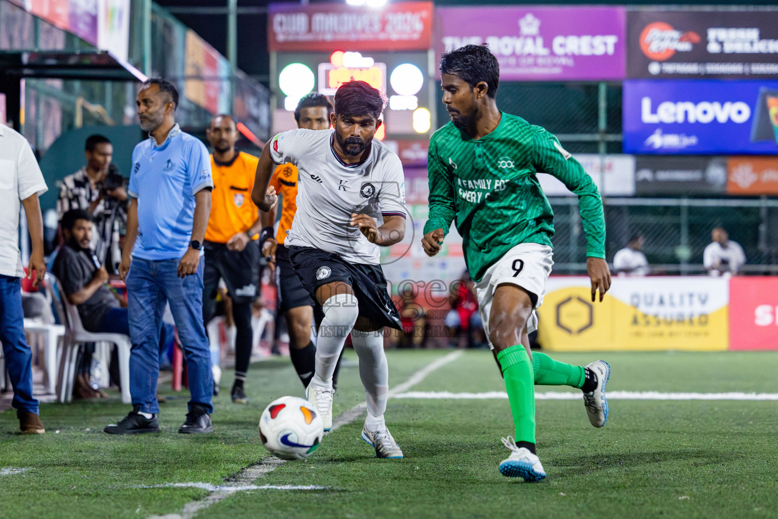 TEAM BADHAHI vs KULHIVARU VUZARA CLUB in the Semi-finals of Club Maldives Classic 2024 held in Rehendi Futsal Ground, Hulhumale', Maldives on Tuesday, 19th September 2024. 
Photos: Nausham Waheed / images.mv