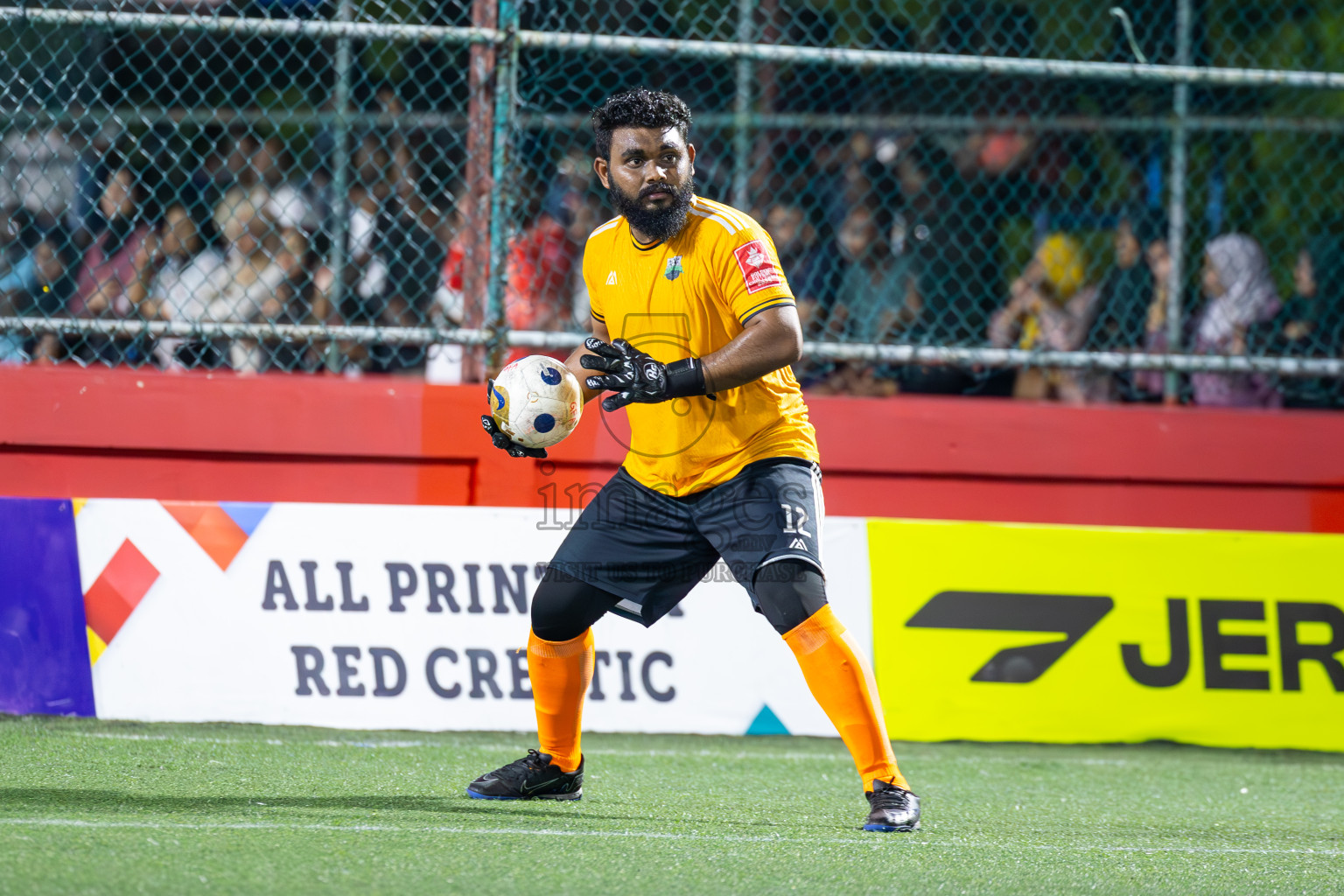 GA Dhaandhoo vs GA Gemanafushi in Day 14 of Golden Futsal Challenge 2025 was held on Saturday, 18th January 2025, in Hulhumale', Maldives. Photos: Ismail Thoriq / images.mv