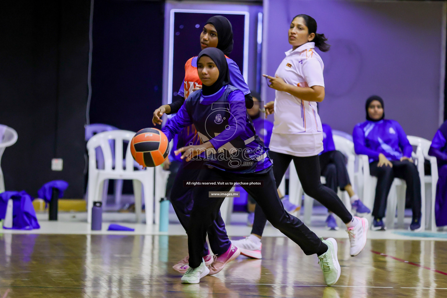 Day 9 of 24th Interschool Netball Tournament 2023 was held in Social Center, Male', Maldives on 4th November 2023. Photos: Hassan Simah / images.mv