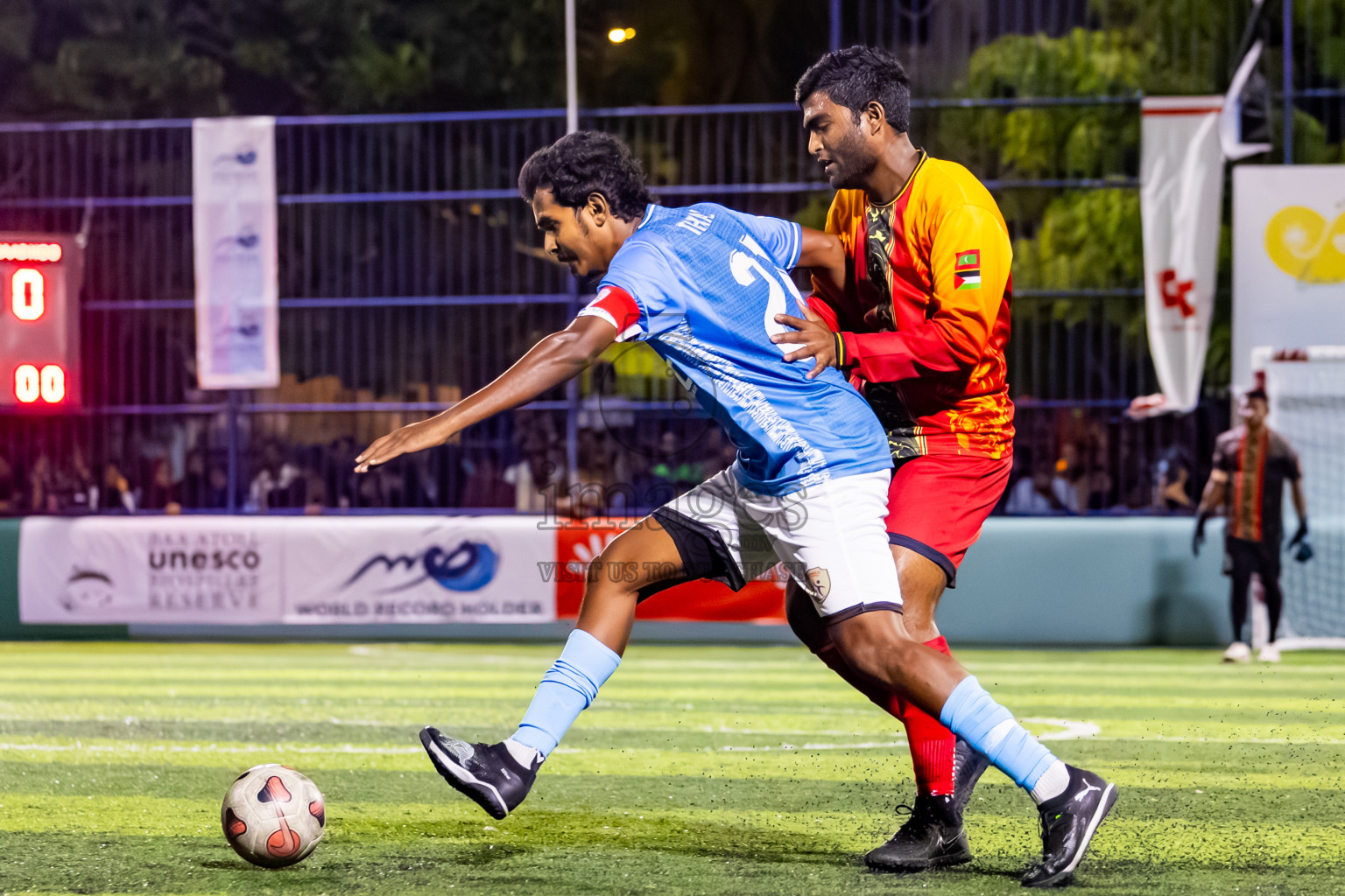 Kudarikilu vs Thulhaadhoo in Day 6 of Better in Baa Futsal Fiesta 2025 Men's division held in B. Eydhafushi, Maldives on Monday, 10th November 2025. Photos: Nausham Waheed / images.mv