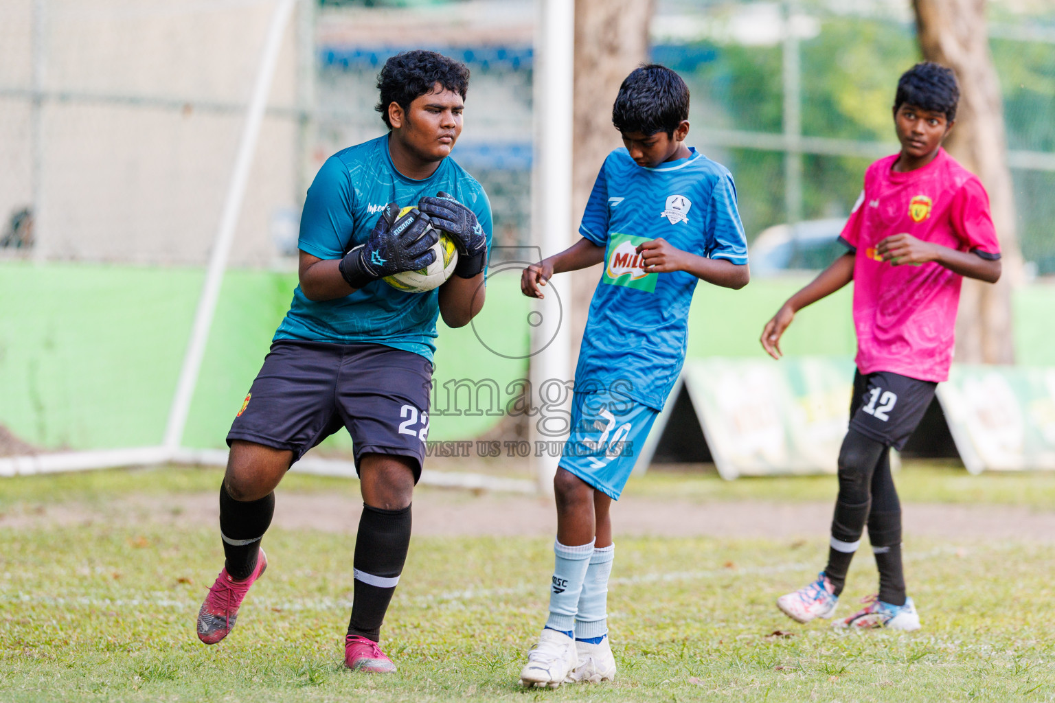 Day 4 of MILO Academy Championship 2025 (U14) was held on Sunday, 2nd November 2025 at Henveiru Football Grounds, Male', Maldives . 
Photos: Hassan Simah / images.mv