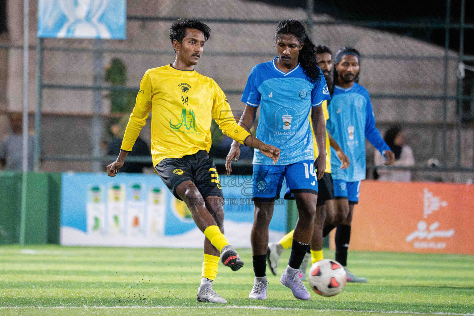 Foemathi VS Kanmathi SC in Day 2 - Fonadhoo Youth Futsal Challenge 2025 held in Fonadhoo Futsal Stadium, L. Fonadhoo, Maldives on Monday, 27th October 2025 Photos: Arif Rasheed / images.mv