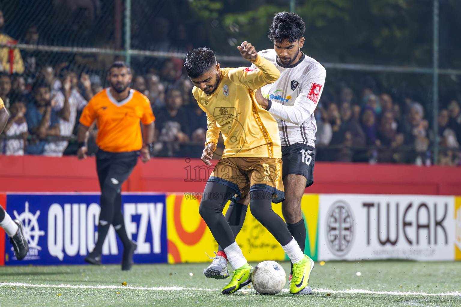 N Holhudhoo vs N Miladhoo in Noonu Atoll Final in Day 24 of Golden Futsal Challenge 2025 was held on Tuesday , 28th January 2025, in Hulhumale', Maldives. Photos: Ismail Thoriq / images.mv