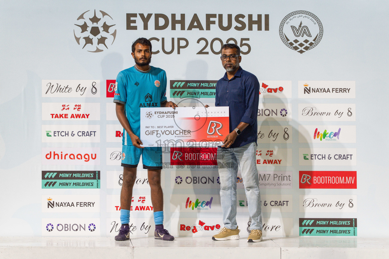 Final Match Irumathi Sports VS Velaa Sports Club in Day 9 of Eydhafushi Cup 2025 held in Eydhafushi Football Stadium at B. Eydhafushi, Maldives on Monday, 15th September 2025. Photos: Arif Rasheed / images.mv