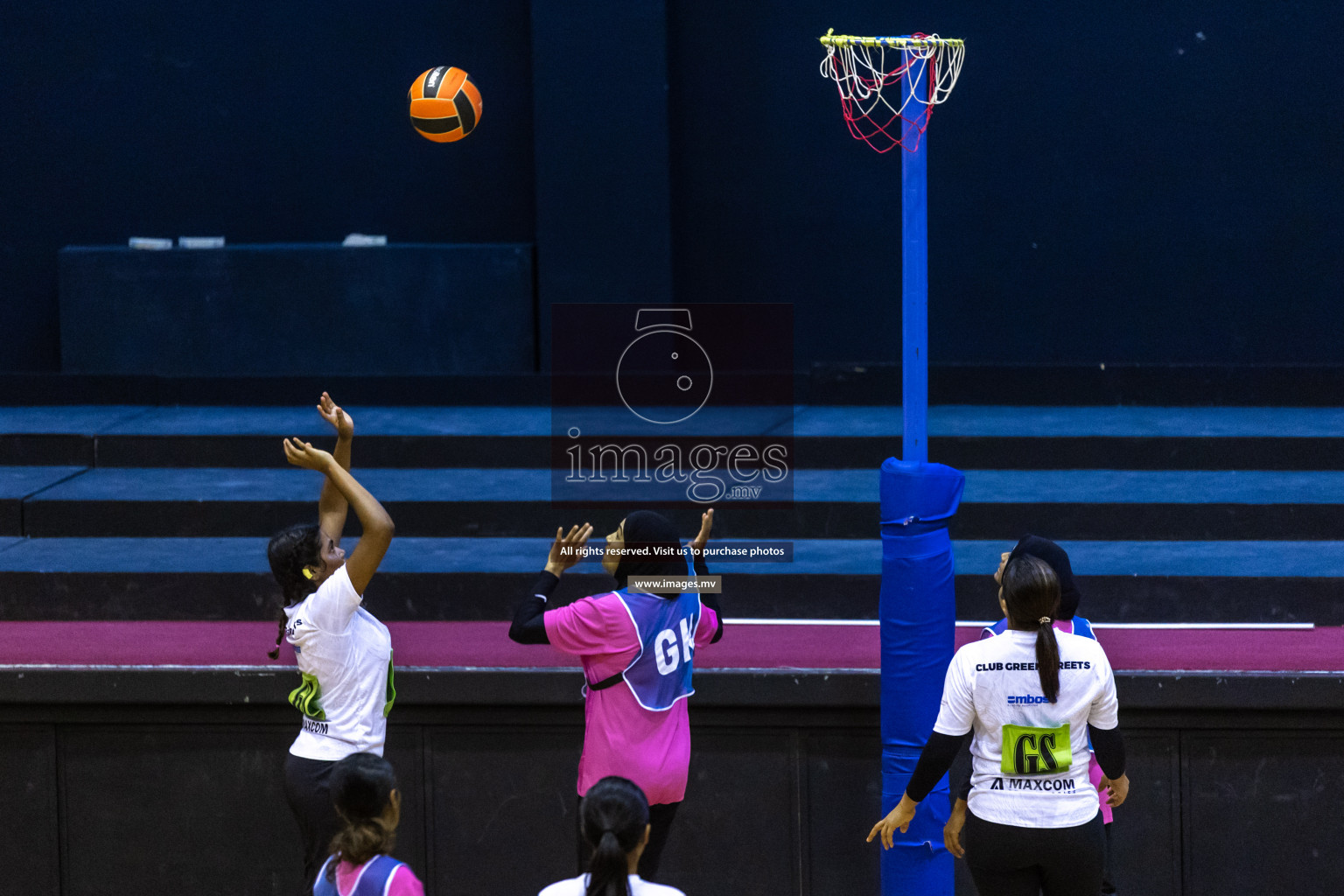 Sports Club Shining Star vs Club Green Streets in the Milo National Netball Tournament 2022 on 17 July 2022, held in Social Center, Male', Maldives. Photographer: Hassan Simah / Images.mv