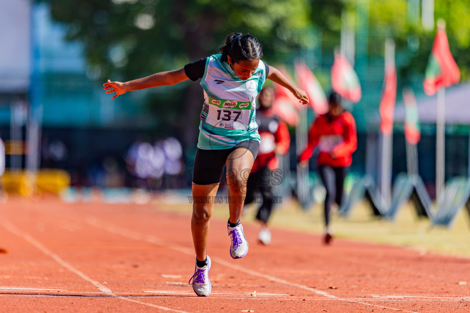 Day 1 of Inter-school Athletics Championship 2025 held in Ekuveni Synthetic Track, Male', Maldives on Monday, 06th October 2025. Photos by: Areef Adam  / Images.mv