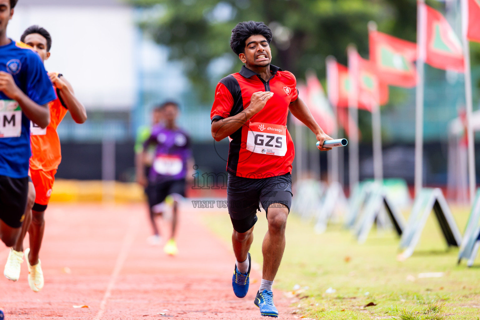 Day 6 of Inter-school Athletics Championship 2025 held in Ekuveni Synthetic Track, Male', Maldives on Sunday, 12th October 2025. Photos by: Nausham Waheed / Images.mv