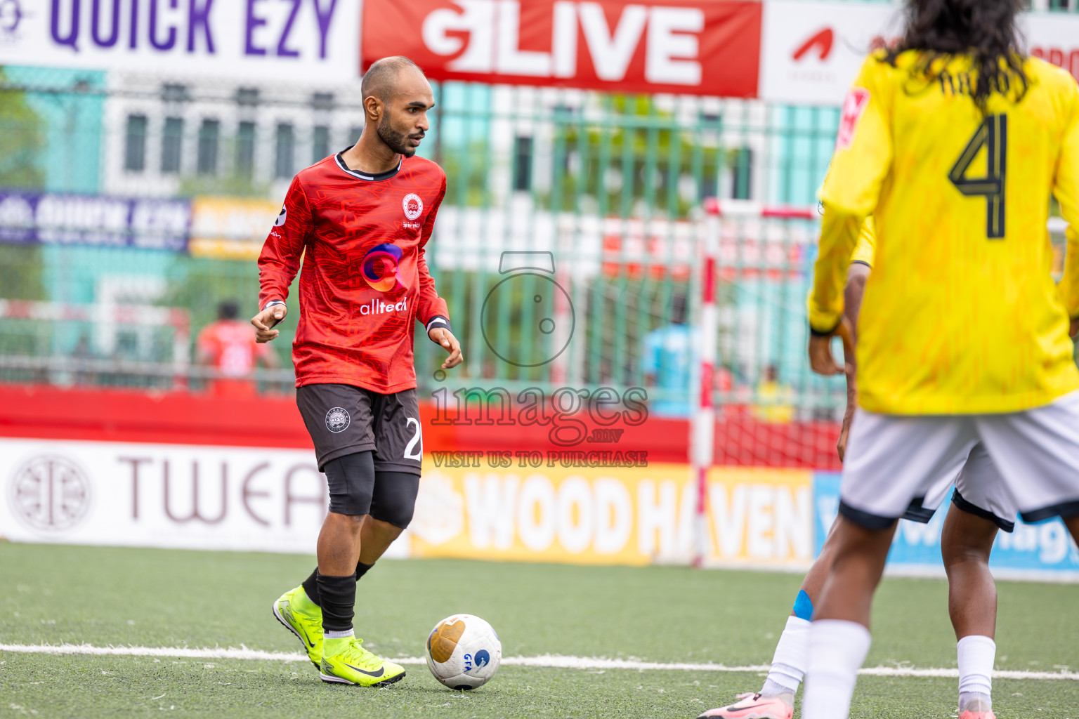 GDh Madaveli VS GDh Gadhdhoo in Atoll Round Semi-Final on Day 20 of Golden Futsal Challenge 2025 was held on Friday, 24th January 2025, in Hulhumale', Maldives.
Photos: Ismail Thoriq / images.mv