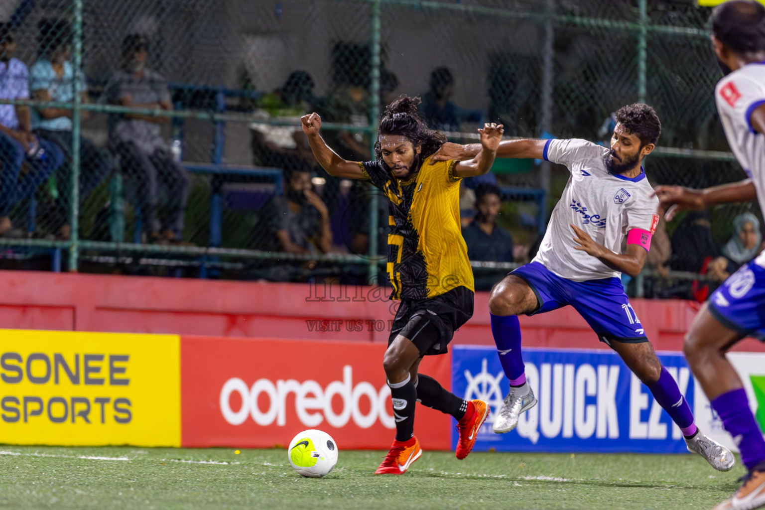 M Naalaafushi vs F Bilehdhoo in Day 32 of Golden Futsal Challenge 2024, held on Saturday, 17th February 2024 in Hulhumale', Maldives 
Photos: Ismail Thoriq / images.mv