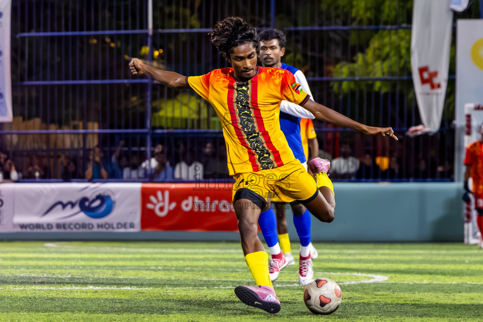 Hithaadhoo vs Thulhaadhoo in Day 5 of Better in Baa Futsal Fiesta 2025 Men's division held in B. Eydhafushi, Maldives on Sunday, 9th November 2025. Photos: Nausham Waheed / images.mv