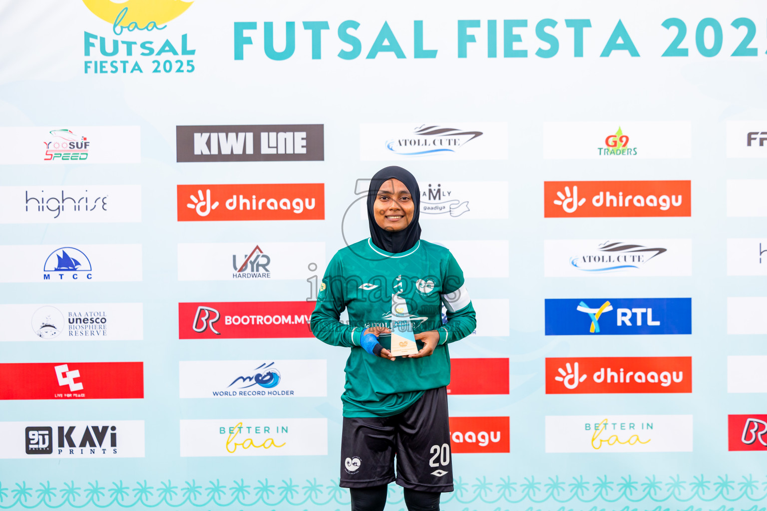 Goidhoo vs Hithaadhoo in Day 4 of Better in Baa Futsal Fiesta 2025 Woman's division held in B. Eydhafushi, Maldives on Saturday, 8th November 2025. Photos: Nausham Waheed / images.mv
