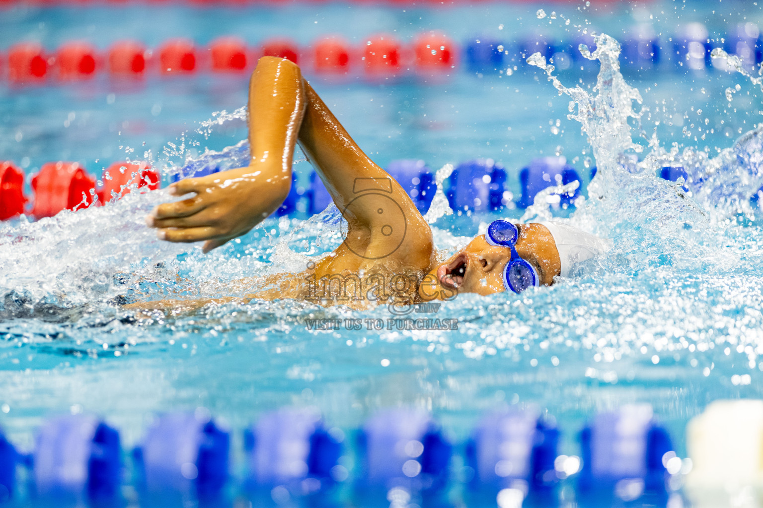 Day 2 of BML 6th National Kids Swimming Kids Festival 2025 held in Hulhumale', Maldives on Tuesday, 4th November 2024. Photos: Hassan Simah / images.mv