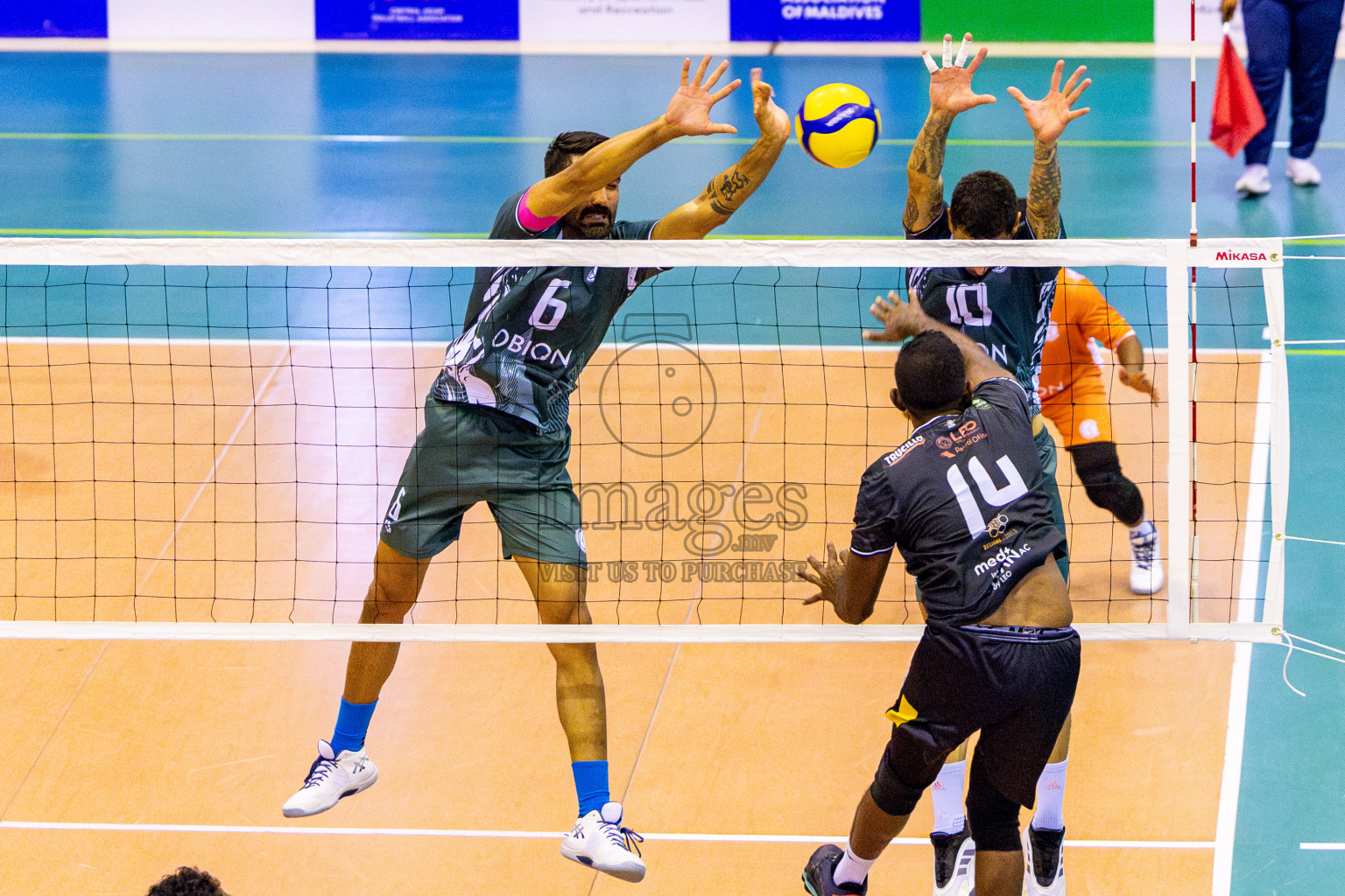 Dhivehi Sifainge Club vs Club HDC in the Final of MILO VAM Cup 2025 held in Male', Maldives on Wednesday, 2nd July 2025 at Social Center Indoor Hall Photos By: Nausham Waheed / images.mv