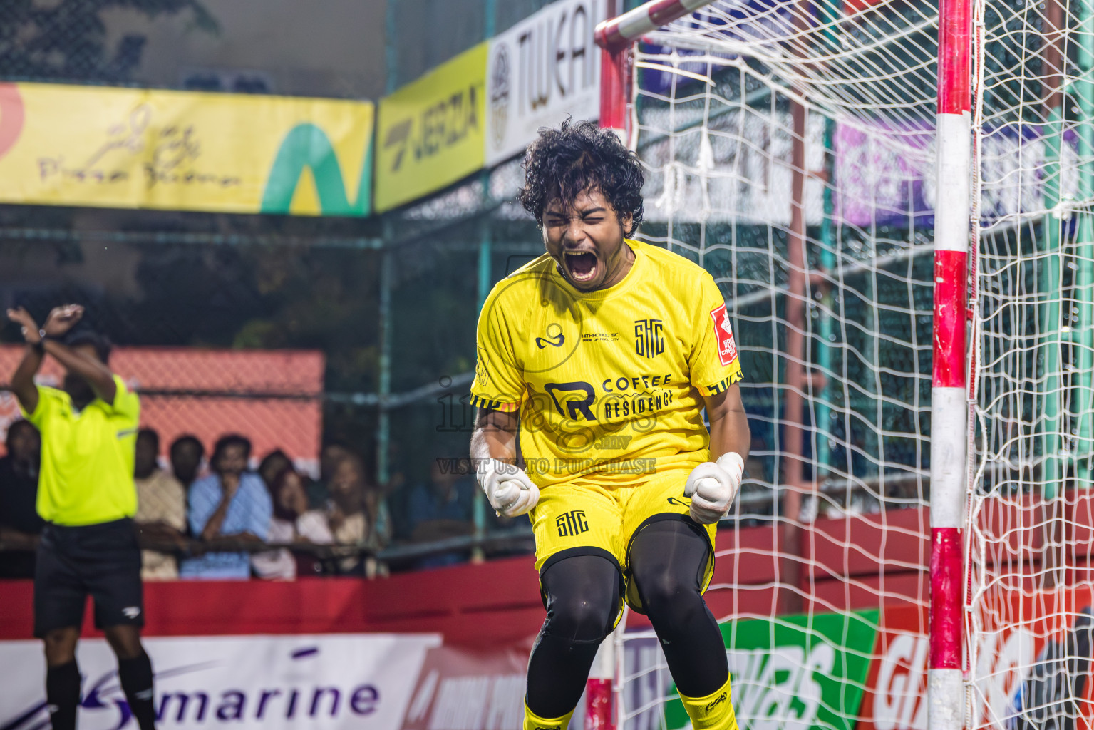 S Hithadhoo vs S Feydhoo in Seenu Atoll Final in Day 24 of Golden Futsal Challenge 2025 was held on Tuesday , 28th January 2025, in Hulhumale', Maldives. Photos: Abdulla Abeed / images.mv