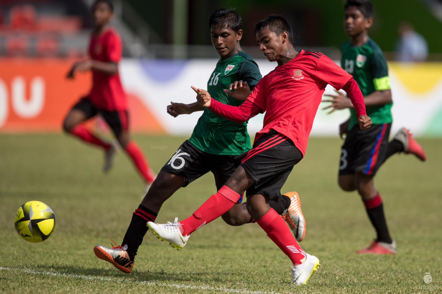 Majeedhiyya School vs Muhyidhin School in Mamen Inter-School Football Tournament 2019 (U15) on 27th February 2019, Monday in Male' Maldives (Images.mv Photo: Suadh Abdul Sattar)