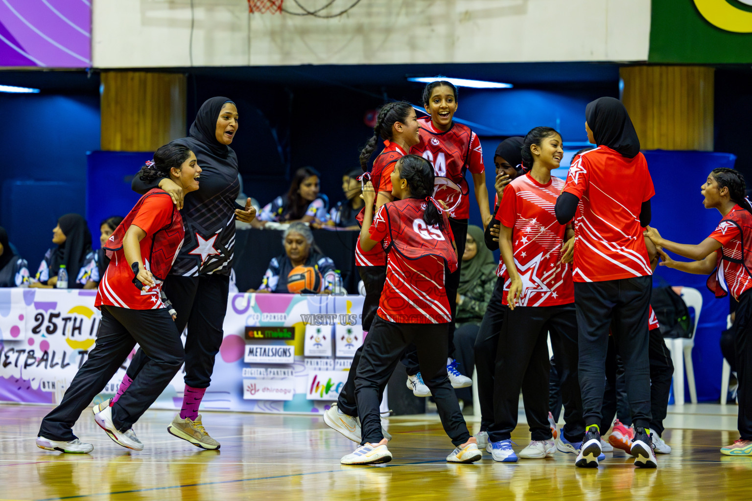 Iskandhar School vs Ghiyasuddin International School in the U15 Finals of Inter-school Netball Tournament held in Social Center at Male', Maldives on Monday, 26th August 2024. Photos: Hassan Simah / images.mv