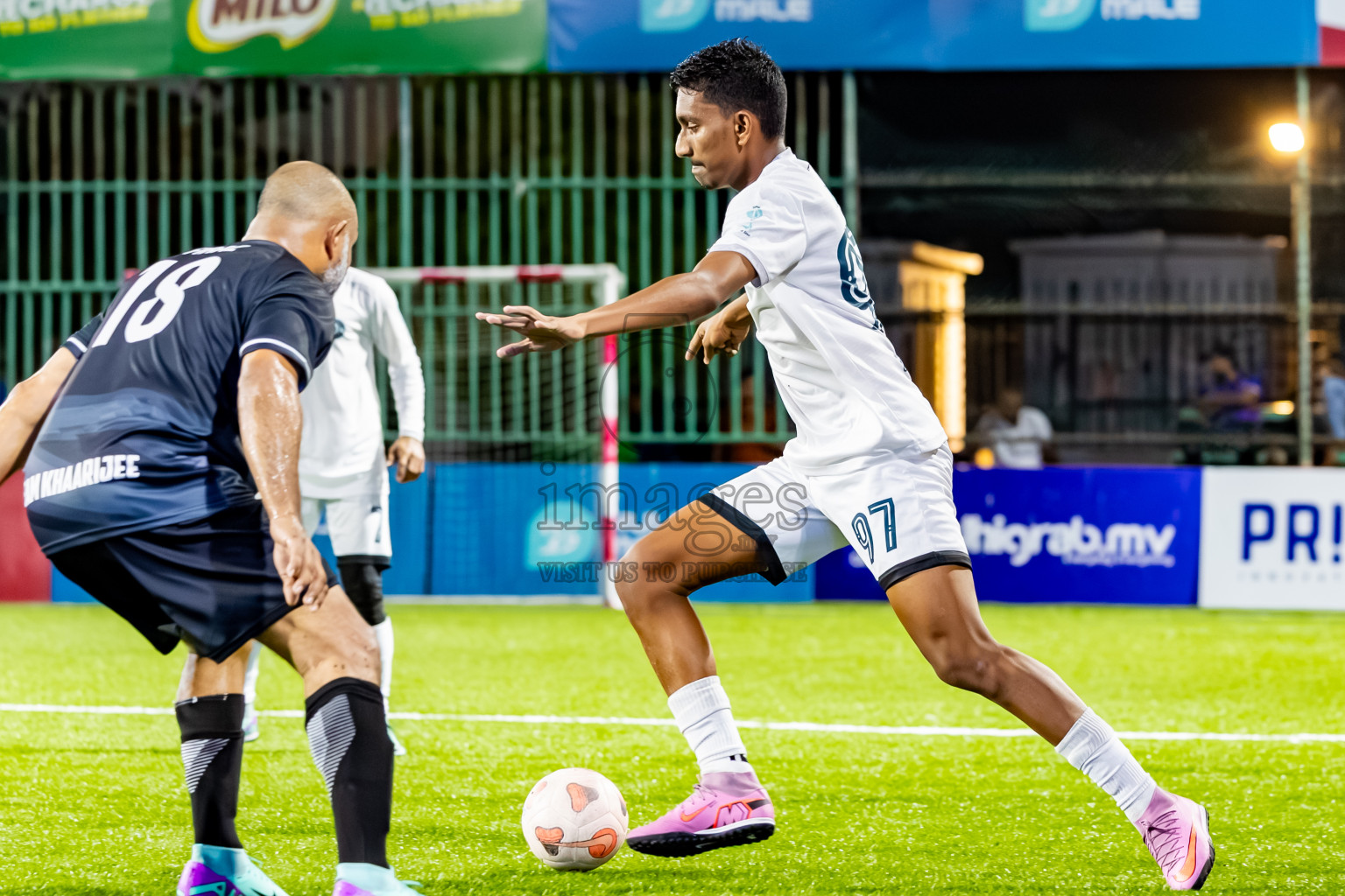Club DJA vs Team Khaarijee in Day 10 of Club Maldives Cup Classic 2025 was held in Rehendi Futsal Ground, Hulhumale', Maldives on Wednesday, 24th September 2025. Photos: Nausham Waheed / images.mv