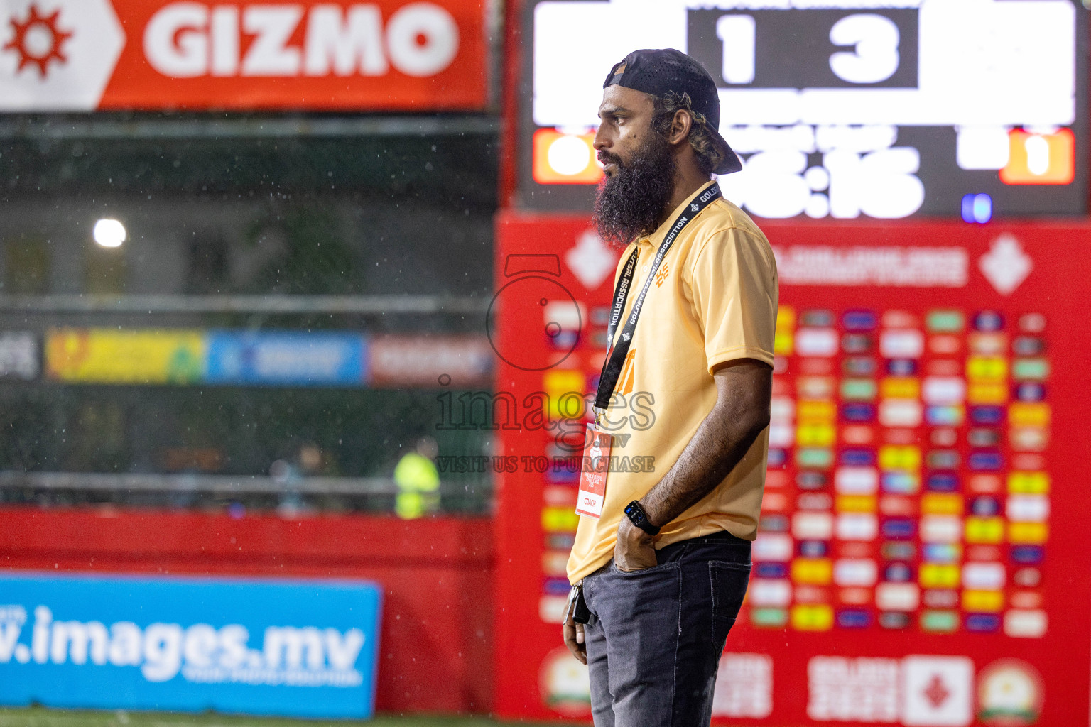 K Gulhi VS K Kaashidhoo on Day 20 of Golden Futsal Challenge 2025 was held on Friday, 24 January 2025, in Hulhumale', Maldives. 
Photos: Hassan Simah / images.mv