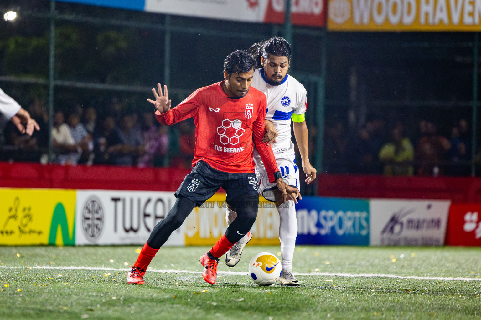 Th Thimarafushi VS Th Veymandoo in Atoll Round Semi-Final on Day 22 of Golden Futsal Challenge 2025 was held on Sunday , 26th January 2025, in Hulhumale', Maldives. Photos: Nausham Waheed / images.mv