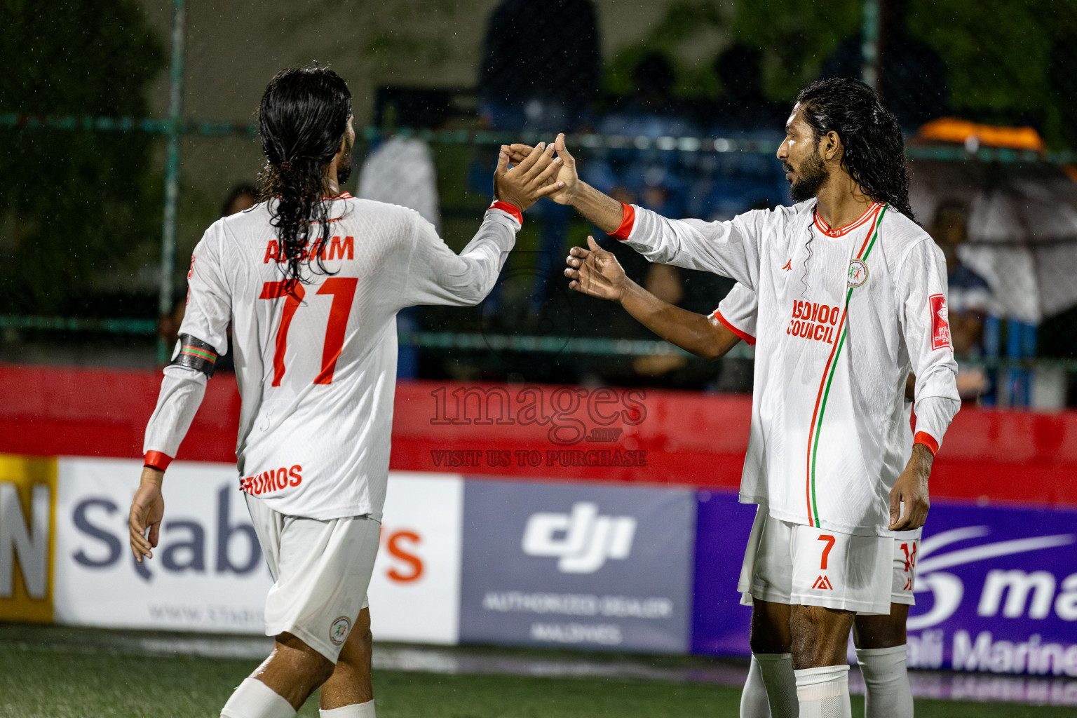L. Isdhoo VS L. Mundoo in Day 18 of Golden Futsal Challenge 2025 was held on Wednesday, 22nd January 2025, in Hulhumale', Maldives. Photos: Nausham Waheed / images.mv