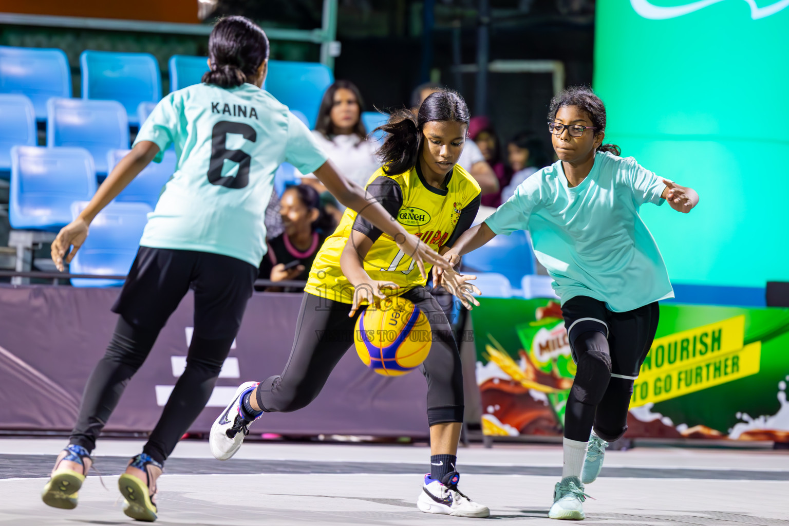 Day 3 of MILO Ramadan 3x3 Challenge 2024 was held in Ekuveni Outdoor Basketball Court at Male', Maldives on Thursday, 14th March 2024.
Photos: Ismail Thoriq / images.mv