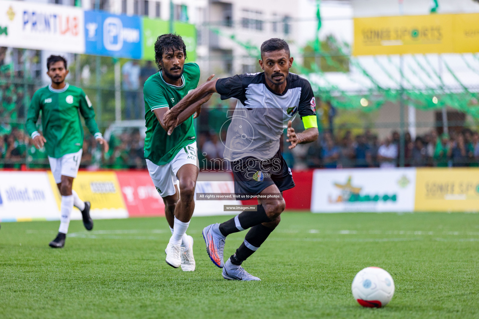 Club HDC vs Dhivehi Sifainge Club in Club Maldives Cup 2022 was held in Hulhumale', Maldives on Wednesday, 12th October 2022. Photos: Ismail Thoriq/ images.mv