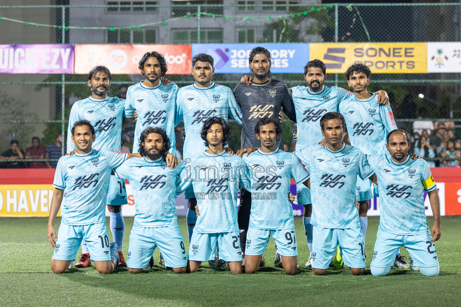 HDg Finey vs HDh Makunudhoo in Day 13 of Golden Futsal Challenge 2025 was held on Friday, 17th January 2025, in Hulhumale', Maldives 
Photos: Hassan Simah / images.mv