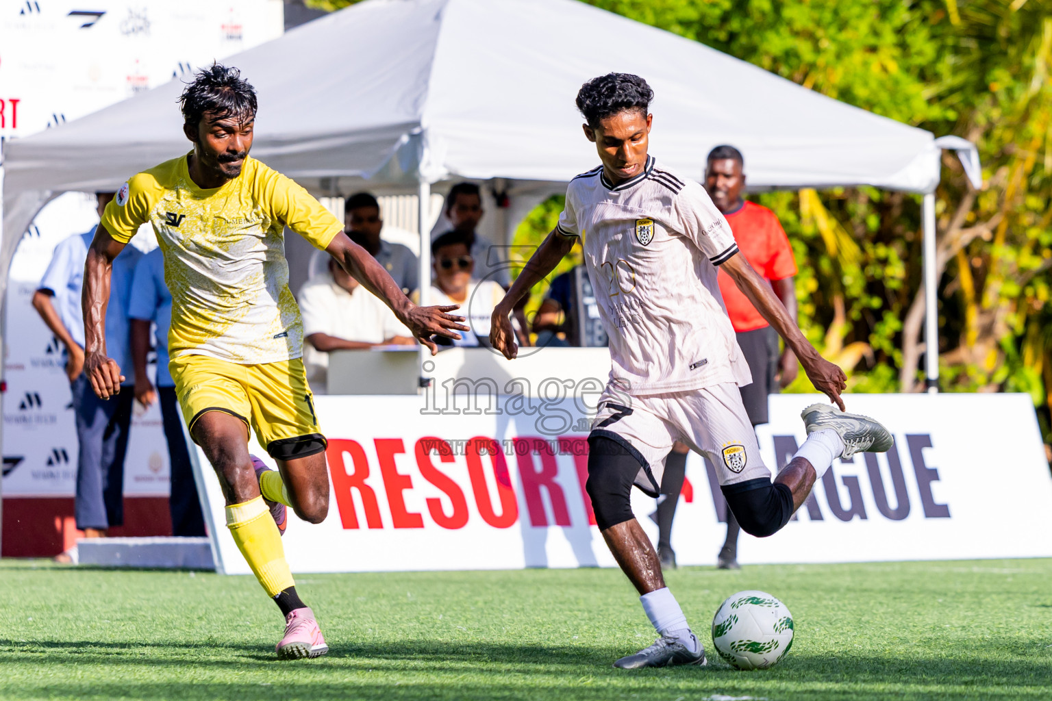 Reethi Rah vs Jumeirah in Semi Finals of Resort League 2025 (North Male Zone) was held on Wednesday, 24th September 2025 in One And Only Reethi Rah Maldives Resort, Photos: Nausham Waheed / images.mv