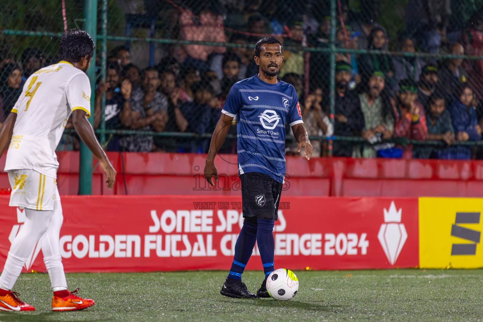 K Gaafaru vs Dhandimgu in Round of 16 on Day 40 of Golden Futsal Challenge 2024 which was held on Tuesday, 27th February 2024, in Hulhumale', Maldives Photos: Ismail Thoriq / images.mv