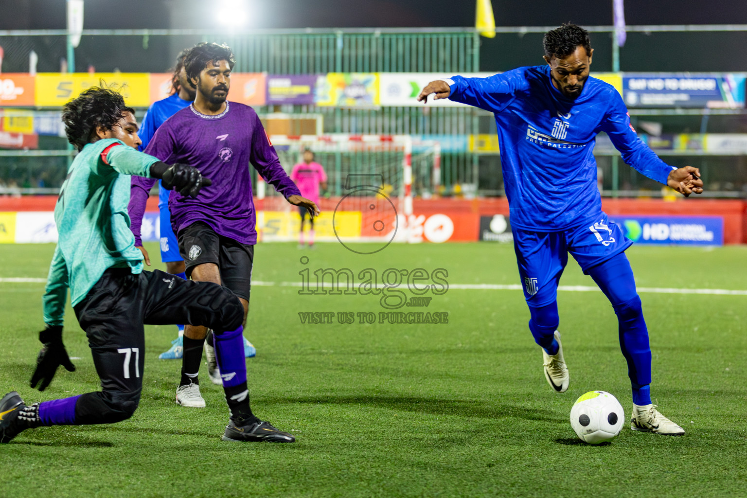 GA. Kanduhulhuhdoo VS S. Hithadhoo on Day 35 of Golden Futsal Challenge 2024 was held on Tuesday, 20th February 2024, in Hulhumale', Maldives 
Photos: Hassan Simah, / images.mv