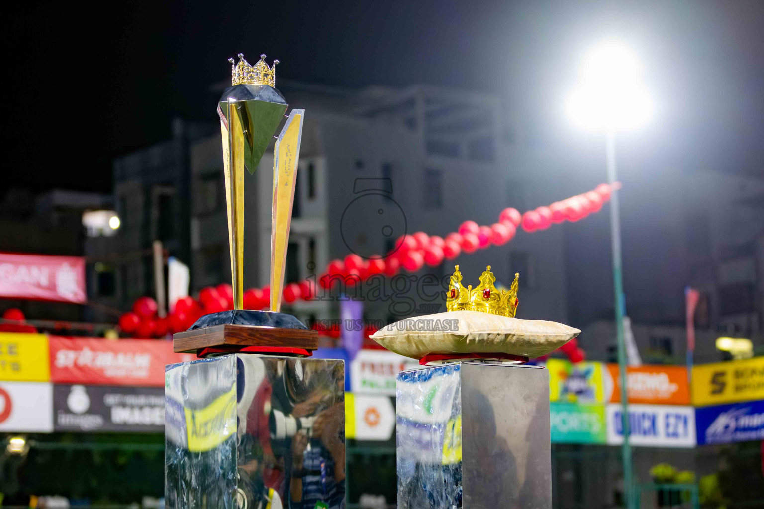 L. Gan VS B. Eydhafushi in the Finals of Golden Futsal Challenge 2024 which was held on Thursday, 7th March 2024, in Hulhumale', Maldives. 
Photos: Hassan Simah / images.mv