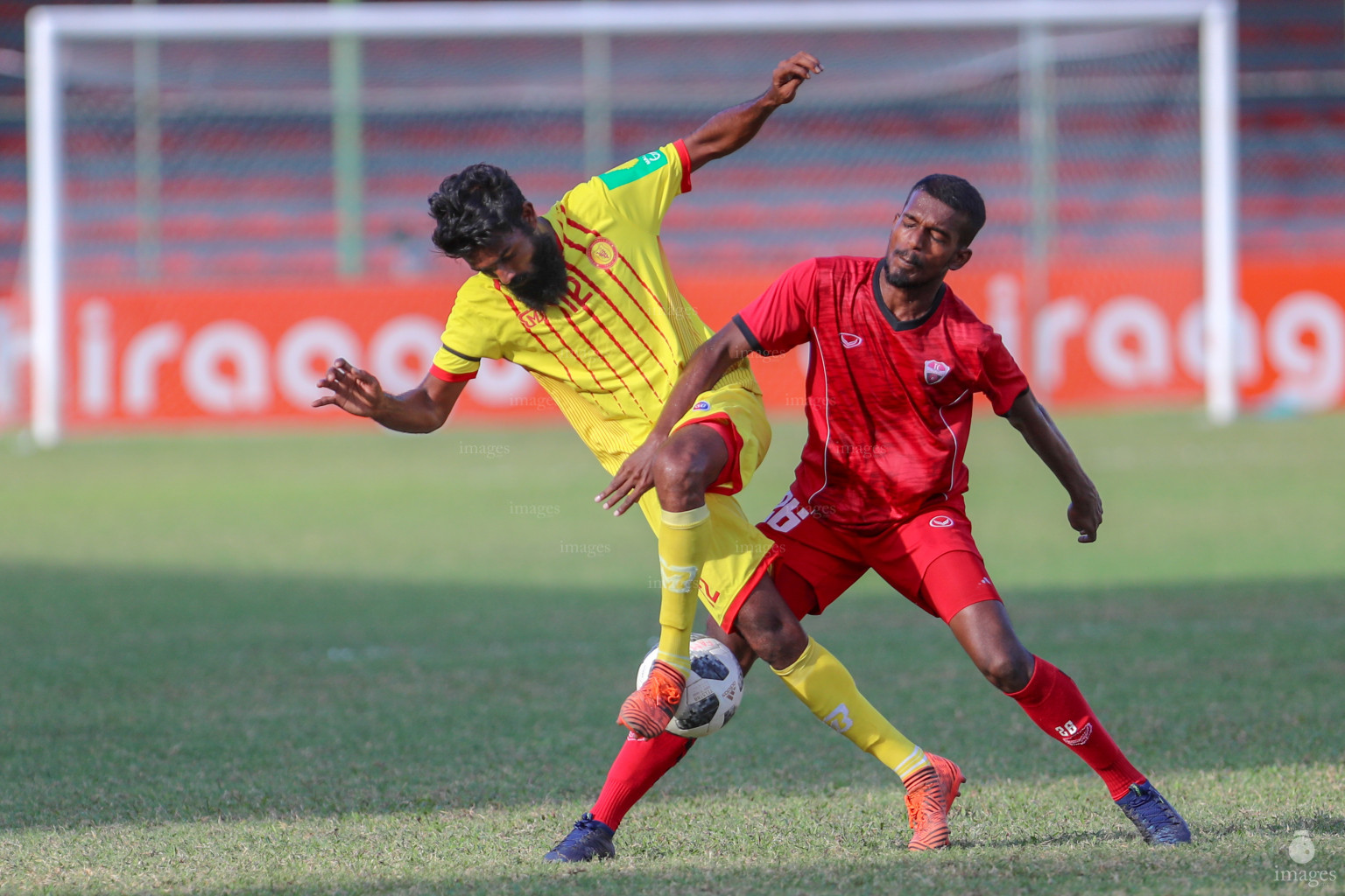 TC Sports Club vs Victory Sports Club in Dhiraagu Dhivehi Premier League 2018 in Male, Maldives, Monday  October 22, 2018. (Images.mv Photo/Suadh Abdul Sattar)