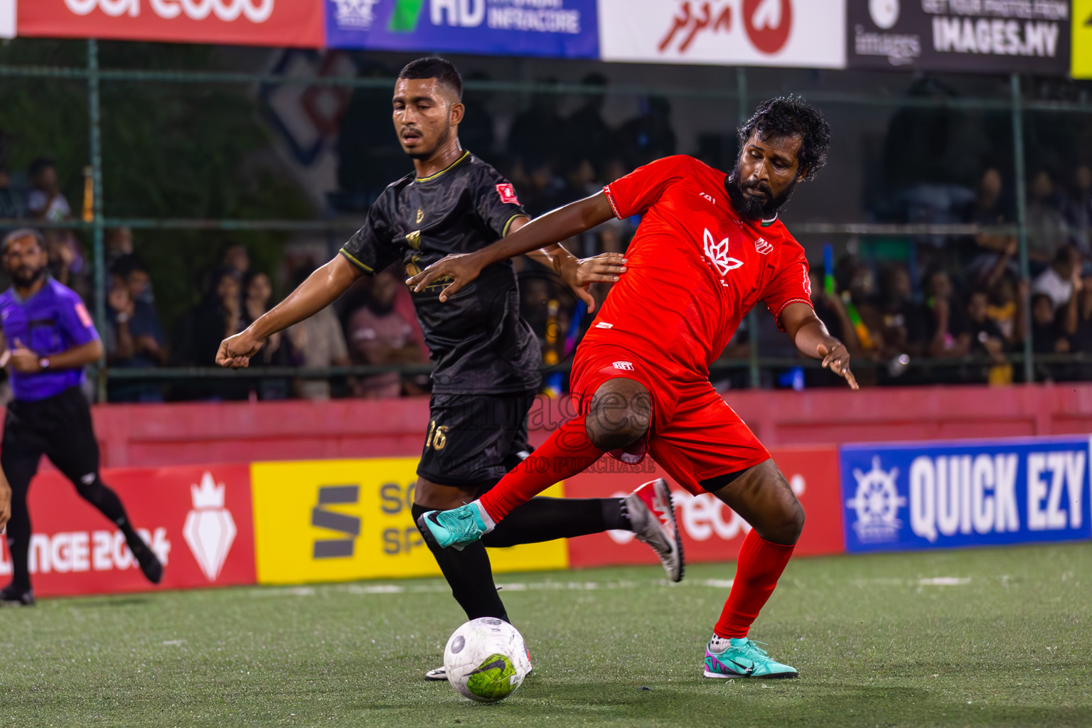 HA Kelaa vs HA Utheemu in Day 9 of Golden Futsal Challenge 2024 was held on Tuesday, 23rd January 2024, in Hulhumale', Maldives
Photos: Ismail Thoriq / images.mv